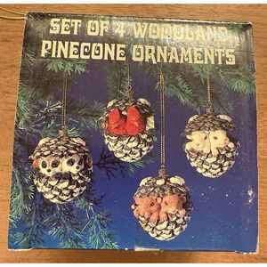 Vintage Set Of 4 Woodland Pinecone Christmas‎ Tree Ornaments